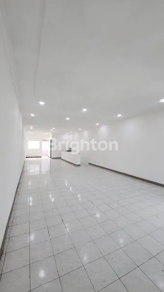 image DIJUAL RUKO MEWAH 3 LANTAI PUSAT KOTA MENGHADAP JALAN RAYA (4)
