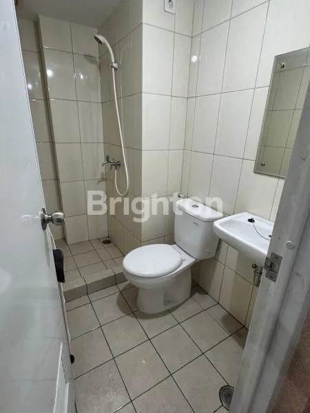 image APARTEMEN SIAP HUNI DI SPRINGLAKE SUMMARECON BEKASI (3)