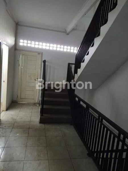 image RUKO 4 LANTAI MT. HARYONO (5)