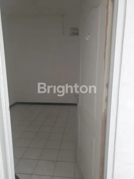 image RUMAH SEMI GUDANG KLAMPIS SEMOLO, LT 200M² LB 250M² (4)