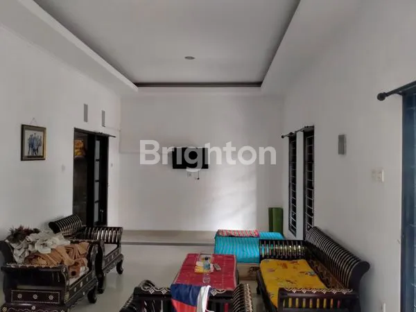 image RUMAH CANTIK DI KEBOIWA UTARA (4)