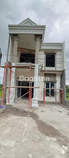 image RUMAH BARU STRATEGIS DI WLINGI BLITAR (2)