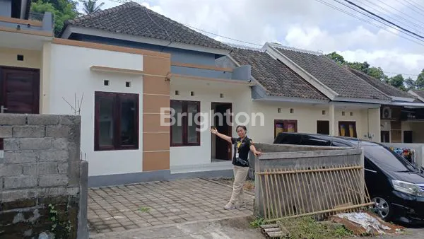 image RUMAH MINIMALIS MODERN DI BATUAJI, TABANAN (2)