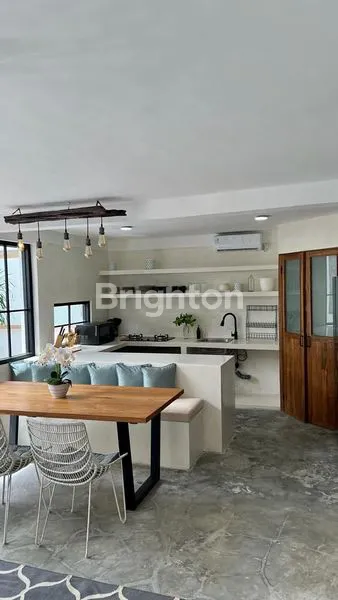 image 3 BEDROOMS VILLA IN SEMINYAK NEAR CANGGU (3)
