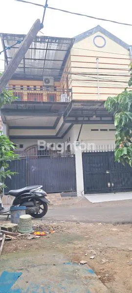 image RUMAH MINIMALIS 2 LANTAI 3 KT/2 KM GARASI LOKASI STRATEGIS BINTARO CIPUTAT SHM SIAP HUNI (1)
