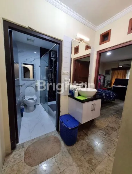 image RUMAH 2 LANTAI DI SLIPI, LT 150M², 5 KT & 3 KM (5)