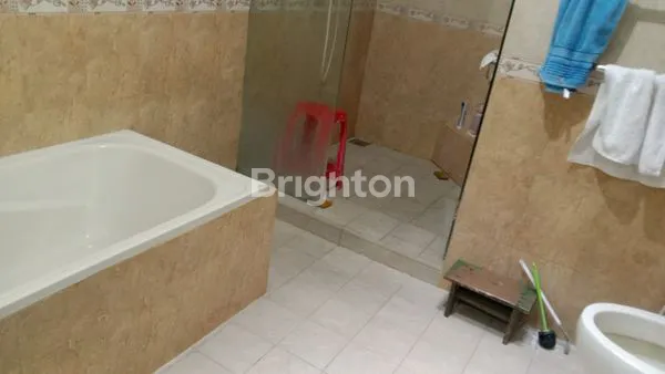 image RUMAH MEWAH 7 KT DI RUNGKUT ASRI TIMUR, LT 716M² (6)