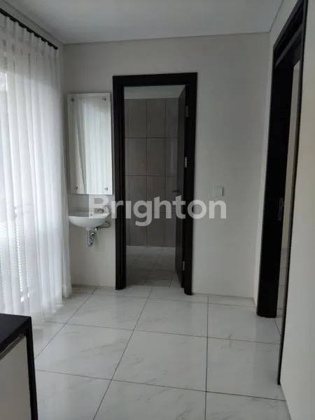 image SEWA RUMAH NYAMAN DI KOTA BARU PARAHYANGAN (3)