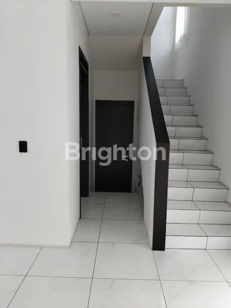 image SEWA RUMAH NYAMAN DI KOTA BARU PARAHYANGAN (4)