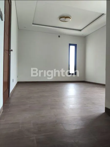 image RUMAH MEWAH BANGUNAN BARU SANGAT BAGUS , SETIABUDI REGENCI (6)