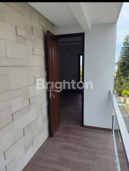 image RUMAH MEWAH BANGUNAN BARU SANGAT BAGUS , SETIABUDI REGENCI (8)