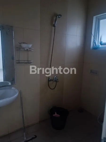 image RUMAH 2 LANTAI DI PEMUDA TAMPAN (8)