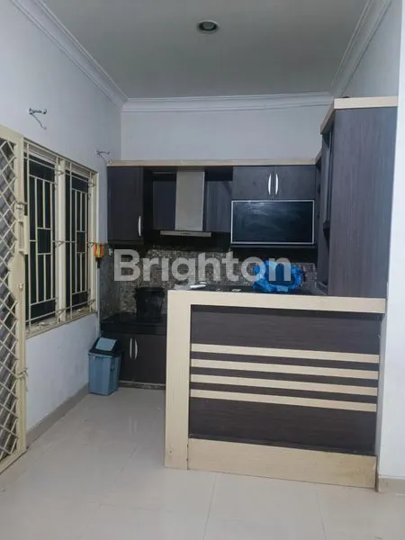 image RUMAH 2 LANTAI DI PEMUDA TAMPAN (4)