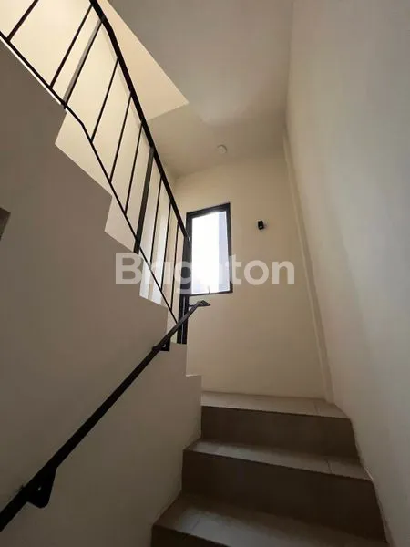 image RUMAH CANTIK 2 LANTAI TANAKAYU BSD (4)