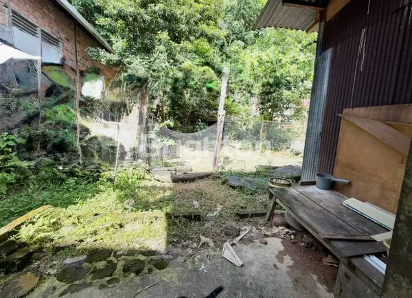 image RUMAH LUAS TENGAH KOTA (7)