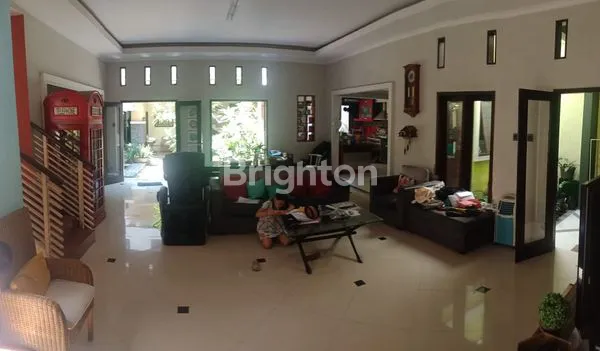 image JUAL CEPAT UNDER MARKET GAYUNGSARI BARAT BANGUNAN TERAWAT SIAP HUNI (4)