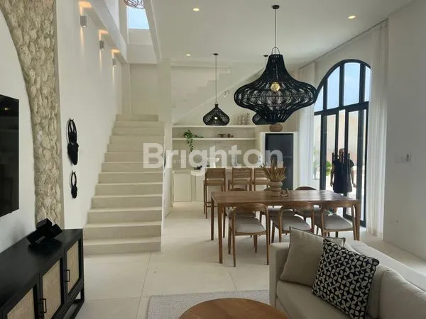 image VILLA FULLY FURNISHED DENGAN ROOFTOP VIEW GWK – UNGASAN (8)