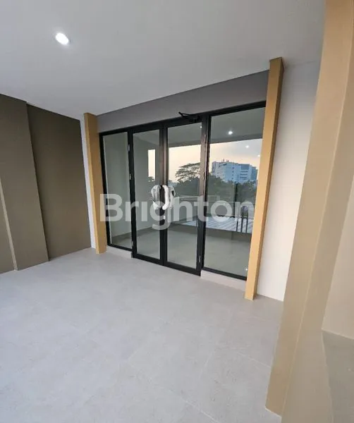 image DI SEWA KAN RUKO BARU 3 LT ILAGO GADING SERPONG TANGERANG (1)