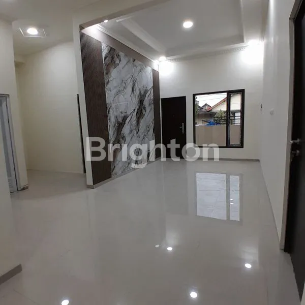 image DIJUAL RUMAH MEWAH 1 LANTAI SPESIFIKASI GRANIT, LOKASI STRATEGIS PUSAT KOTA SEMARANG (3)