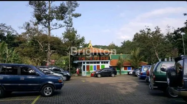 image TEMPAT WISATA KELUARGA PARKIRAN LUAS DAERAH TRAWAS MOJOKERTO (1)