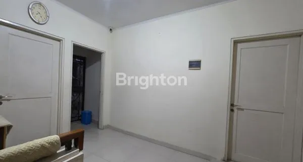 image RUMAH 2 LANTAI HADAP SELATAN DI CITRA 2 EXT (4)