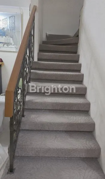 image RUMAH 2 LANTAI HADAP SELATAN DI CITRA 2 EXT (6)