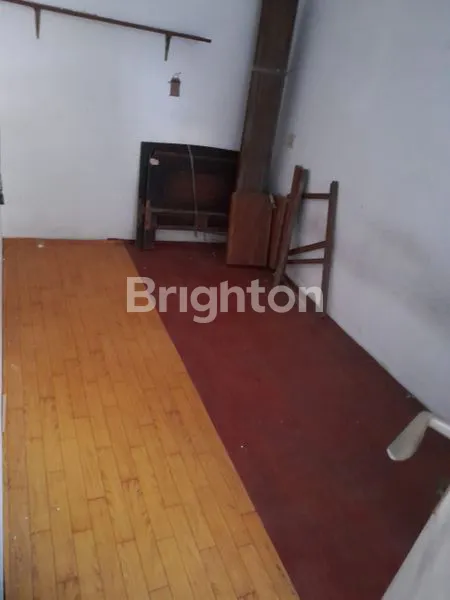 image RUMAH STRATEGIS DI KOMPLEK KOMPAS, 3+1 KT, LT LUAS 330M² (6)