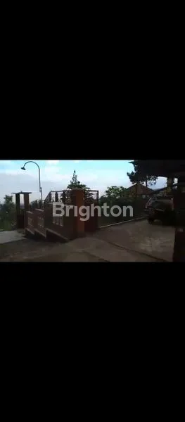 image VILLA 2 TINGKAT VIEW PEGUNUNGAN PACET MOJOKERTO (2)