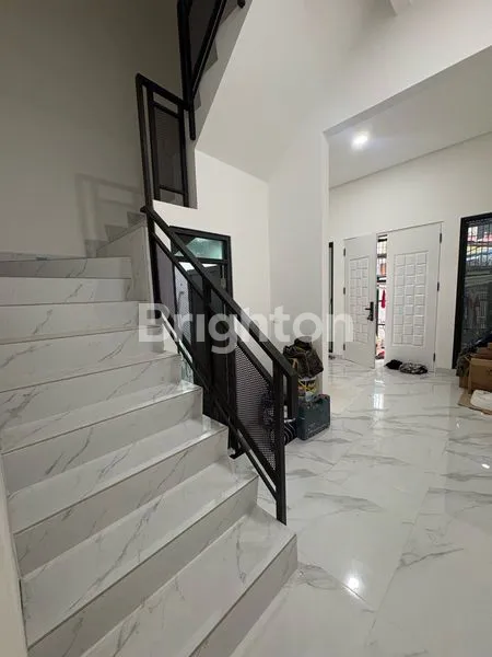image RUMAH BARU 4 LANTAI DI TANJUNG DUREN DURI KEPA JAKARTA BARAT  (5)