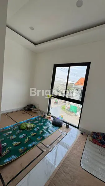 image RUMAH BARU 2 LANTAI DI SEMOLOWARU ELOK (4)