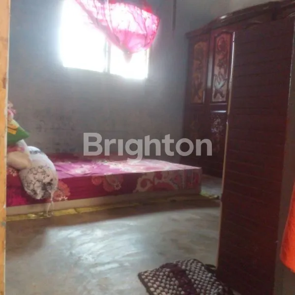 image RUMAH DALAM GANG (3)