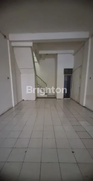 image RUMAH JEMBATAN LIMA 4 LANTAI (3)