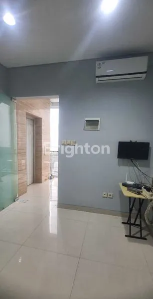 image RUMAH KANTOR 4 LANTAI GAJAH MADA (8)