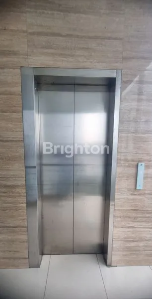 image RUMAH KANTOR 4 LANTAI GAJAH MADA (5)