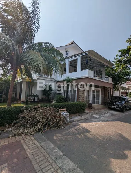 image HUNIAN STRATEGIS 3+1 KT, DEKAT STASIUN & MALL (2)