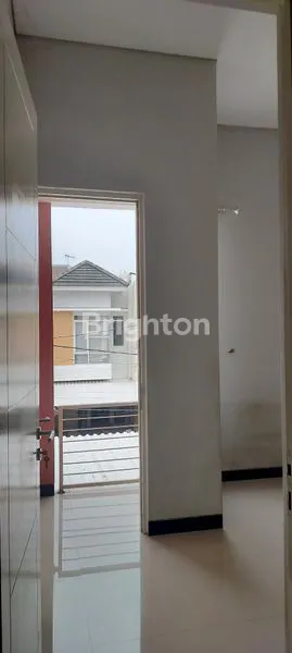 image RUMAH 2 LANTAI DISEWAKAN SAMPING KAMPUS UPN GUNUNGANYAR RUNGKUT SURABAYA (6)