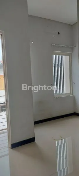 image RUMAH 2 LANTAI DISEWAKAN SAMPING KAMPUS UPN GUNUNGANYAR RUNGKUT SURABAYA (7)
