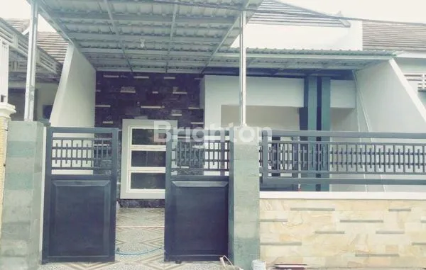 image RUMAH SIAP HUNI DI WESTERN REGENCY, BENOWO, SURABAYA (1)