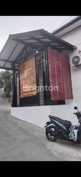 image JUAL RUMAH TENGAH KOTA (1)