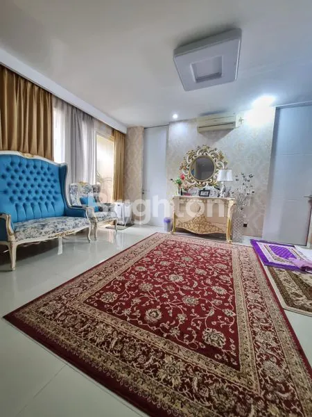 image RUMAH LUAS ADA 8 KAMAR DI CITRAGRAND TEMBALANG SEMARANG (3)