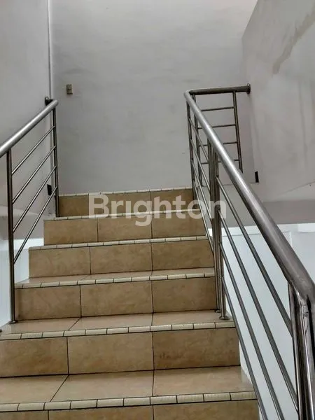 image JUAL CEPAT RUKO JALAN JEMADI GG FAMILI (4)