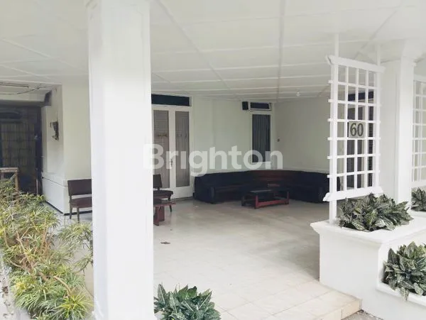 image RUMAH KOLONIAL AREA IJEN,LUAS,PINGGIR JALAN BESAR (6)