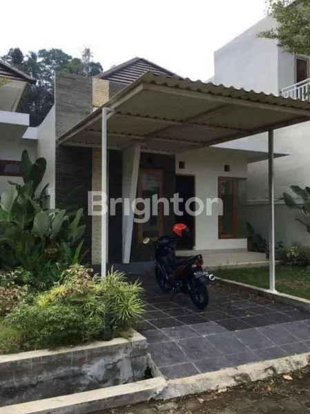 image RUMAH DI THE ROYAL GRIYA LOKA TABANAN (1)