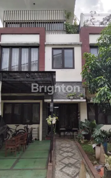 image DIJUAL RUMAH 2 LANTAI DI CASCADIA RESIDENCE SUKMAJAYA DEPOK (1)