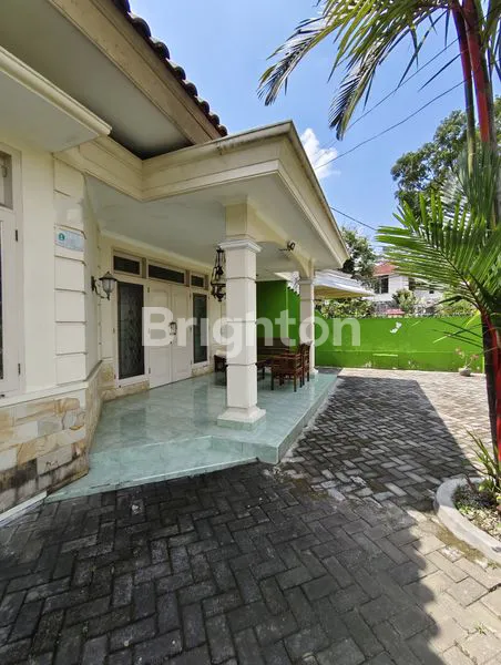 image RUMAH DIJUAL JL UNGARAN MALANG SITUASI TENANG  HALAMAN LUAS COCOK UNTUK HOME STAY (2)