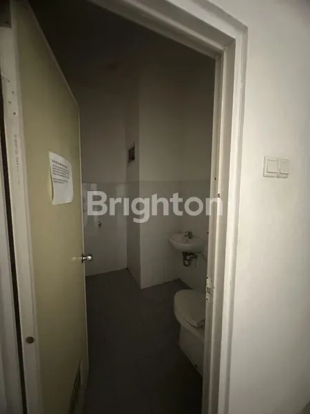 image RUKO PINGGIR JALAN KOMPLEKS ELIT (4)