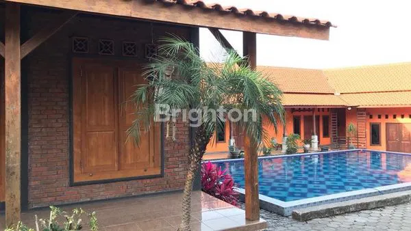 image VILLA TEMATIK JOGLO VIEW PEGUNUNGAN DAERAH PACET MOJOKERTO (4)