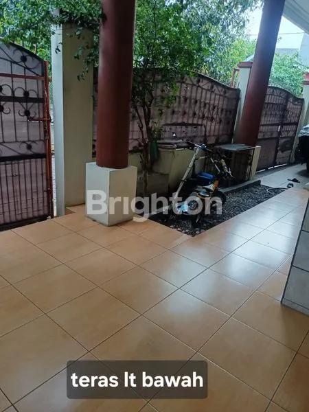 image RUMAH KLASIK DI PINANG INDAH TANGERANG KOTA (5)