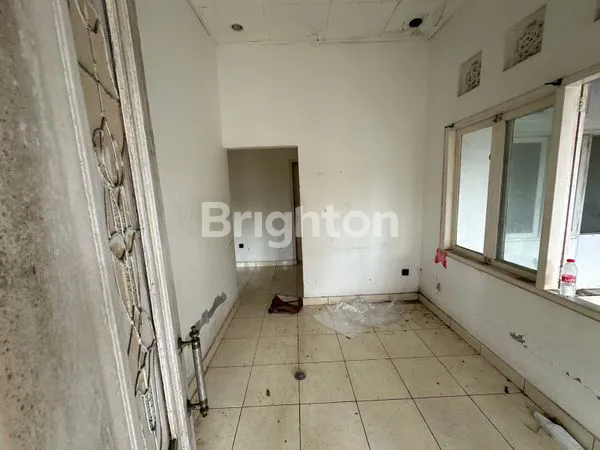 image RUMAH STRATEGIS DI KETEWEL, 3 KT, LT 150M² (4)