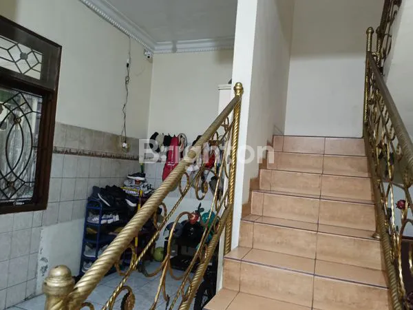 image RUMAH KLASIK DI PINANG INDAH TANGERANG KOTA (7)